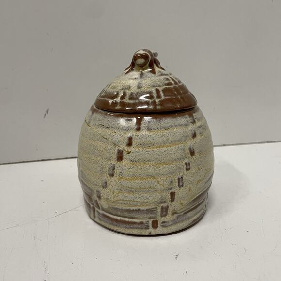 Frankoma Pottery FLAWED Desert Gold Lidded Bee Hive Honey Pot #803 - Picture 5 of 7